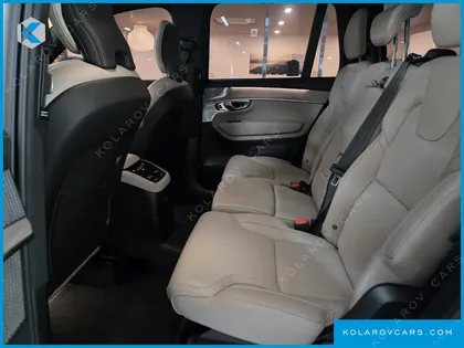 VOLVO XC90 T8 ULTRA BRIGHT HYBRID