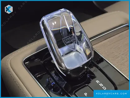 VOLVO XC90 T8 ULTRA BRIGHT HYBRID