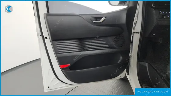 HYUNDAI STARIA HEV 1.6T CARGO 5-SEATER