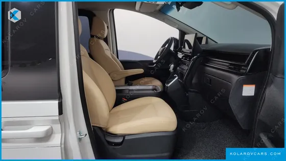HYUNDAI STARIA HEV 1.6T CARGO 5-SEATER