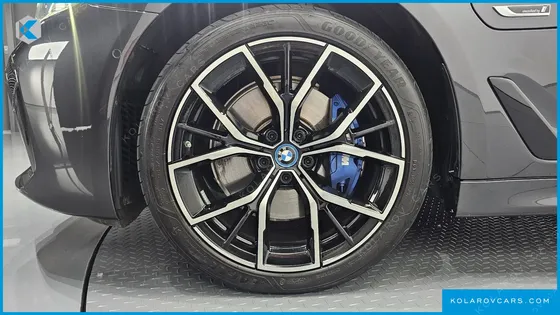 BMW 5 SERIES 530E M SPORT