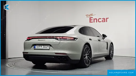 PORSCHE PANAMERA 2.9 AWD E-HYBRID PLATINUM EDITION