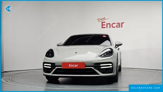 PORSCHE PANAMERA 2.9 AWD E-HYBRID PLATINUM EDITION