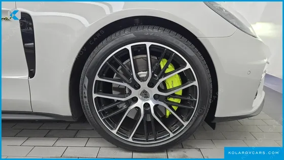PORSCHE PANAMERA 2.9 AWD E-HYBRID PLATINUM EDITION