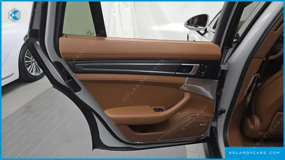 PORSCHE PANAMERA 2.9 AWD E-HYBRID PLATINUM EDITION
