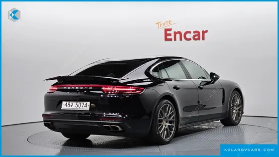 PORSCHE PANAMERA 4.0 TURBO