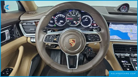 PORSCHE PANAMERA 4.0 TURBO