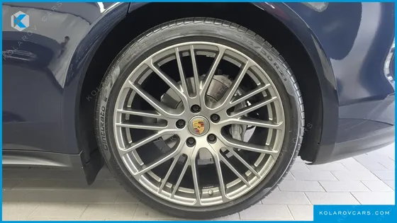 PORSCHE PANAMERA 2.9 AWD PLATINUM EDITION