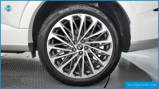 HYUNDAI PALISADE GASOLINE 2.5T 4WD 7-SEATER