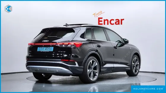 AUDI Q4 E-TRON 40 PREMIUM