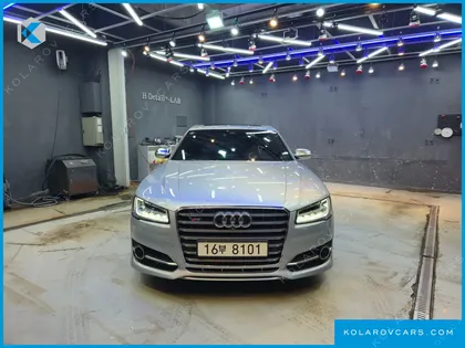 AUDI S8 4.0 TFSI QUATTRO