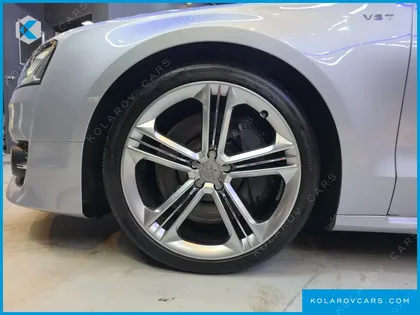 AUDI S8 4.0 TFSI QUATTRO