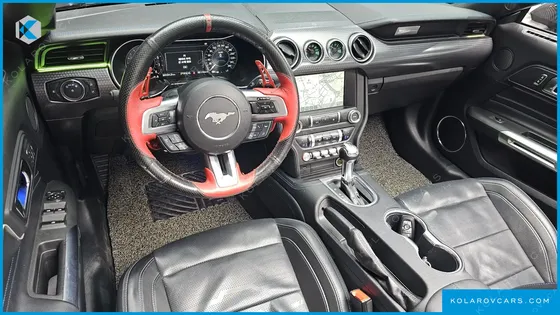 FORD MUSTANG GT CONVERTIBLE