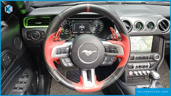 FORD MUSTANG GT CONVERTIBLE