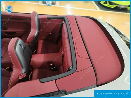 PORSCHE 911 CARRERA 4 GTS CABRIOLET