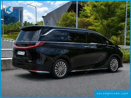 LEXUS LM 500H ROYAL
