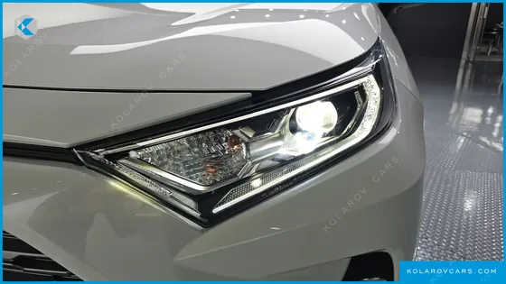 TOYOTA RAV4 2.5 4WD HYBRID