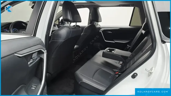 TOYOTA RAV4 2.5 2WD HYBRID XLE