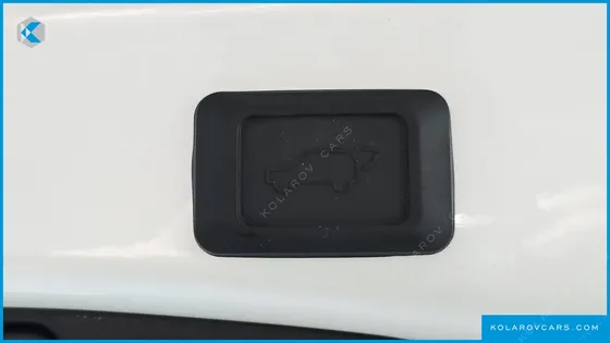 TOYOTA RAV4 2.5 2WD HYBRID XLE