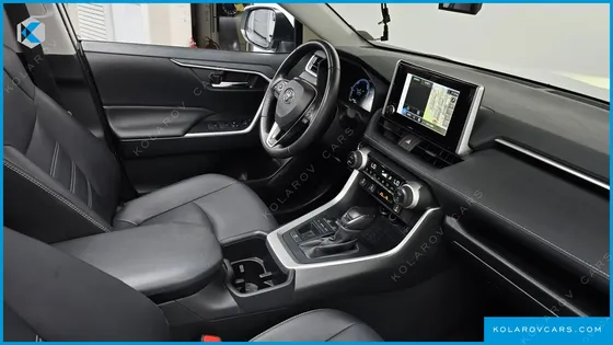 TOYOTA RAV4 2.5 2WD HYBRID XLE
