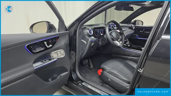 MERCEDES GLC-CLASS GLC300 4MATIC AVNATGARDE COUPE