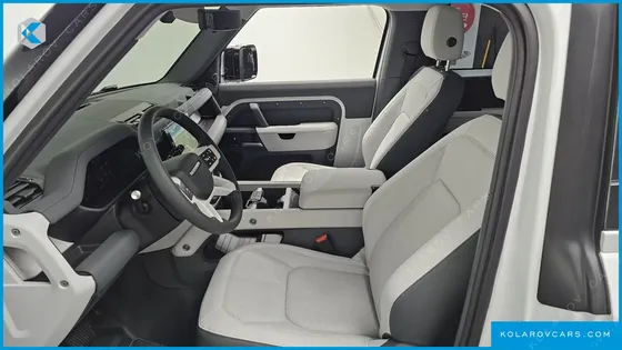 LAND ROVER DEFENDER 90 D250 X-DYNAMIC SE
