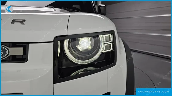 LAND ROVER DEFENDER 90 D250 X-DYNAMIC SE