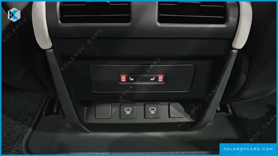 LAND ROVER DEFENDER 90 D250 X-DYNAMIC SE
