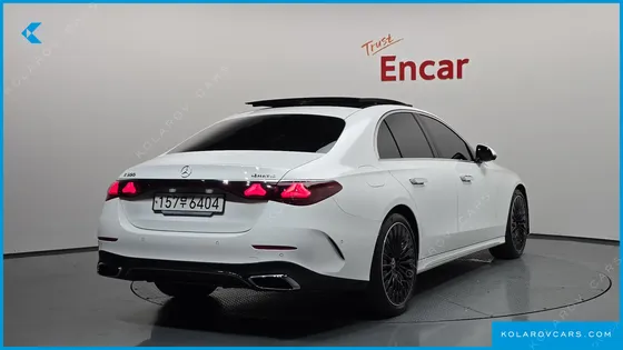 MERCEDES E-CLASS E300 4MATIC AMG LINE