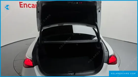MERCEDES E-CLASS E300 4MATIC AMG LINE