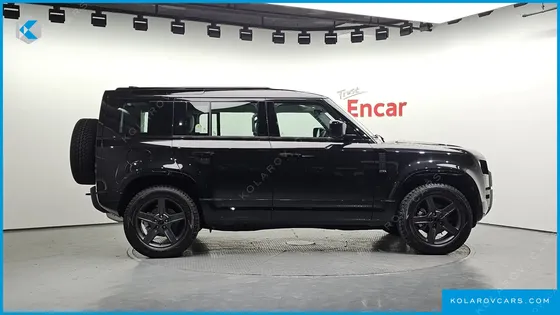 LAND ROVER DEFENDER 110 D250 X-DYNAMIC SE