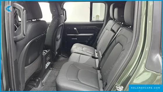 LAND ROVER DEFENDER 110 D250 X-DYNAMIC SE