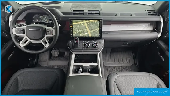 LAND ROVER DEFENDER 110 D250 X-DYNAMIC SE