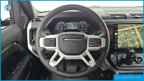 LAND ROVER DEFENDER 110 D250 X-DYNAMIC SE
