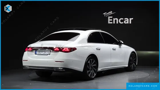 MERCEDES E-CLASS E300 4MATIC EXCLUSIVE
