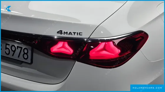 MERCEDES E-CLASS E300 4MATIC EXCLUSIVE