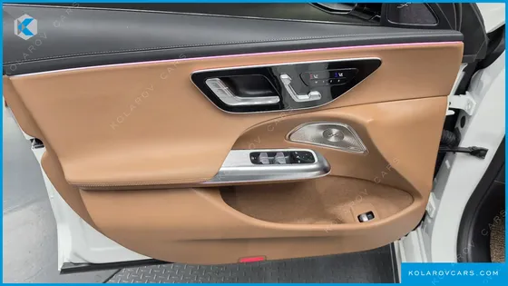 MERCEDES E-CLASS E300 4MATIC EXCLUSIVE