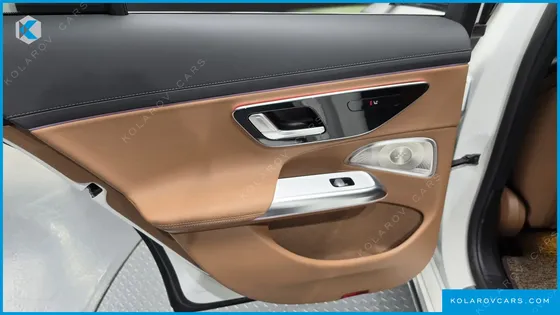 MERCEDES E-CLASS E300 4MATIC EXCLUSIVE