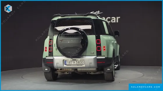 LAND ROVER DEFENDER 110 D300 75TH EDITION