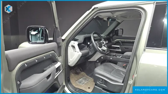 LAND ROVER DEFENDER 110 D250 SE