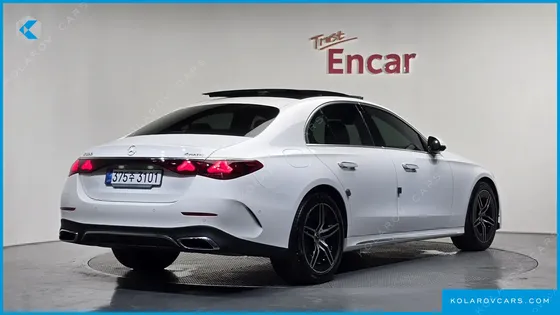 MERCEDES E-CLASS E300 4MATIC AMG LINE