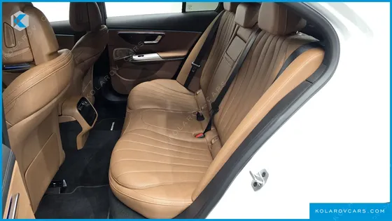 MERCEDES E-CLASS E300 4MATIC AMG LINE