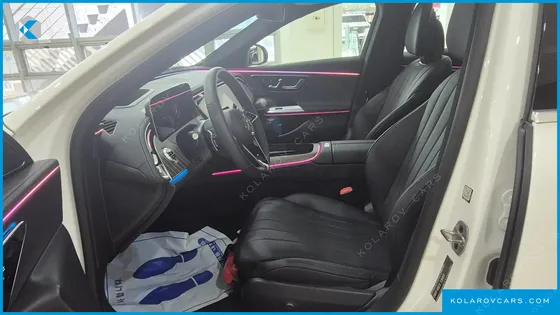 MERCEDES E-CLASS E300 4MATIC EXCLUSIVE