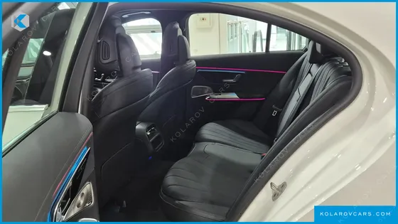 MERCEDES E-CLASS E300 4MATIC EXCLUSIVE