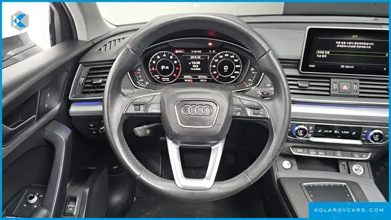 AUDI Q5 45 TFSI QUATTRO