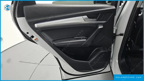 AUDI Q5 45 TFSI QUATTRO