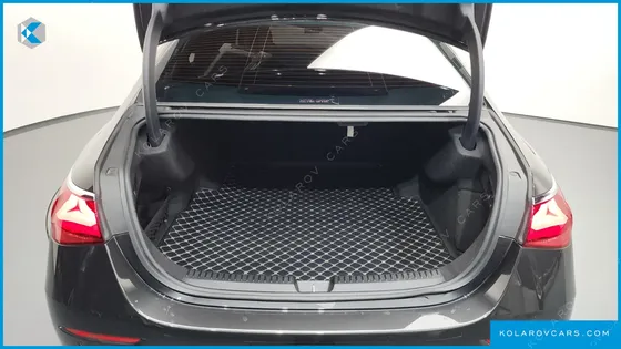 MERCEDES E-CLASS E300 4MATIC EXCLUSIVE