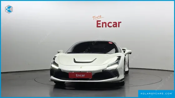 FERRARI F8 3.9 V8