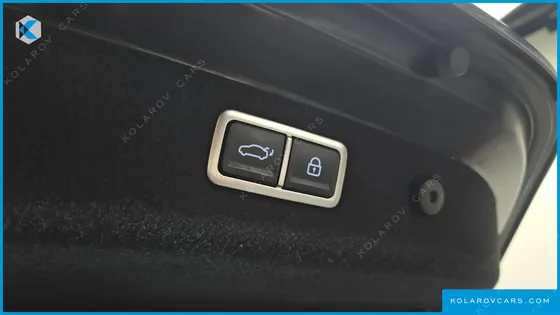 GENESIS G70 GASOLINE 2.5T 4WD