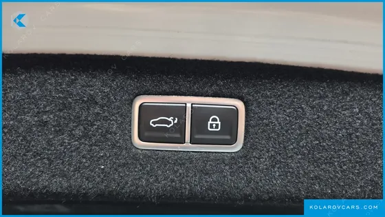 GENESIS G90 GASOLINE 3.5 TURBO AWD